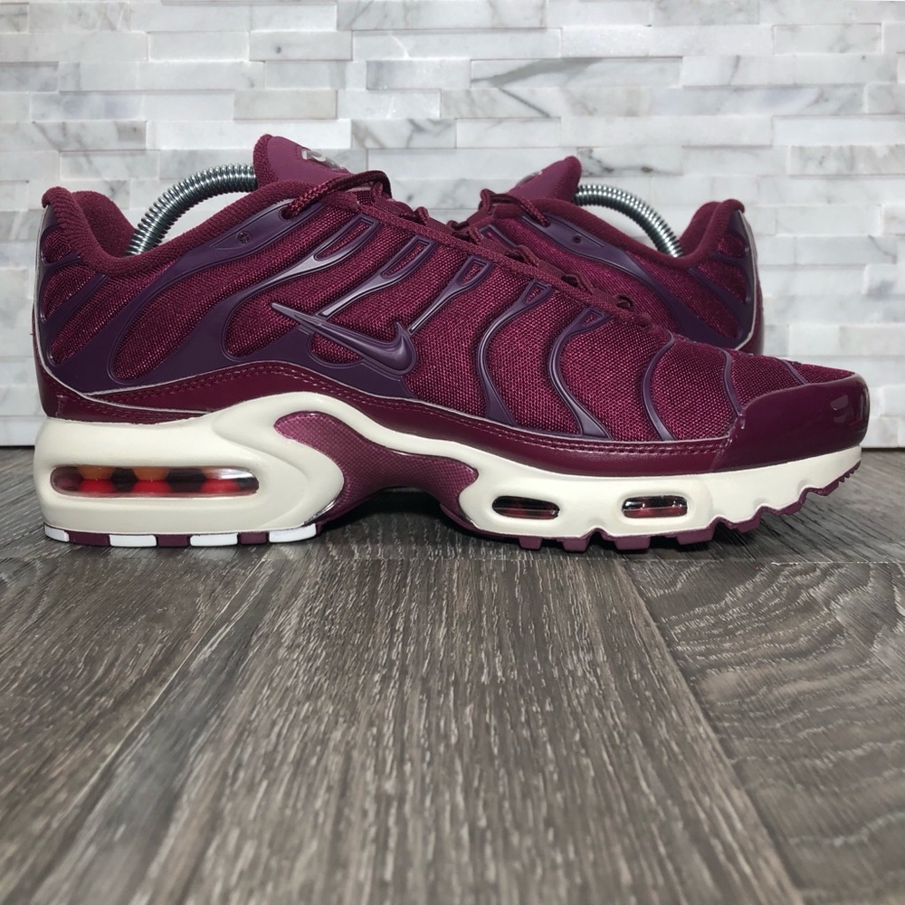 NWOT Nike Air Max Plus TN Bordeaux - Picture 4 of 8
